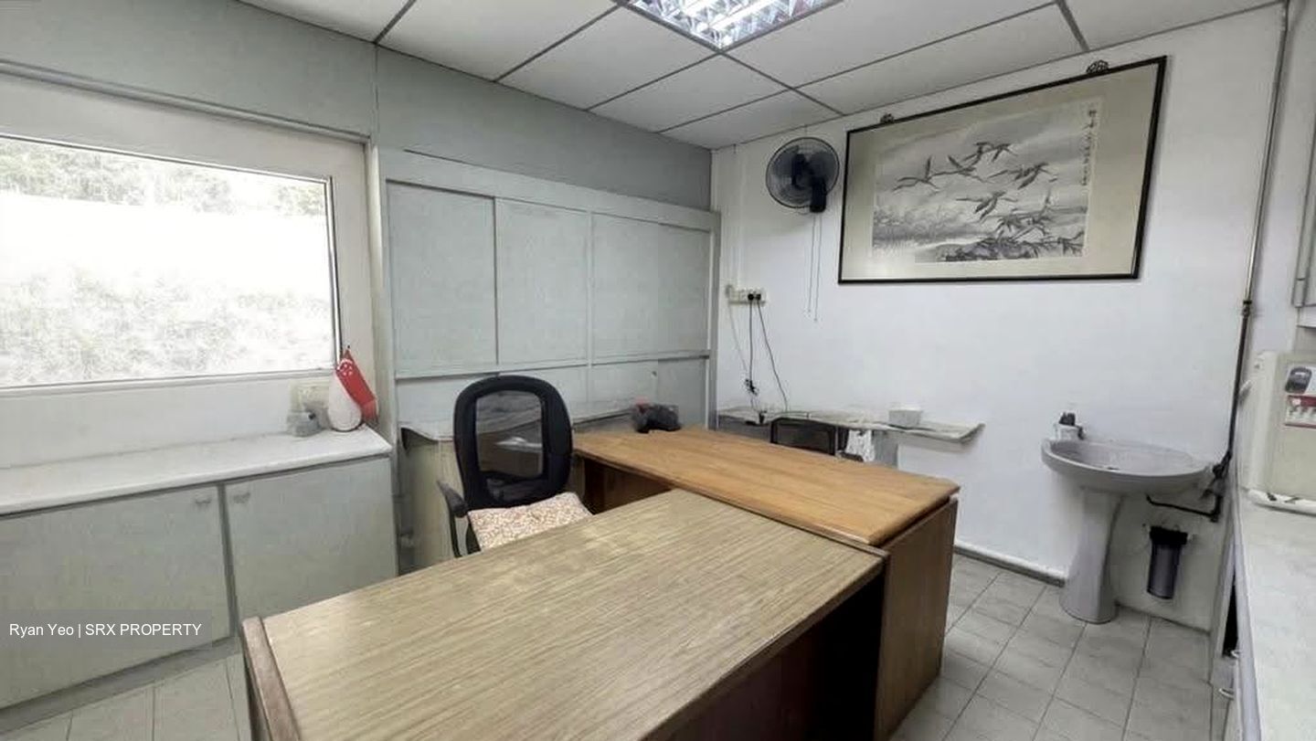Upper Boon Keng Road (D14), Shop House #634976181